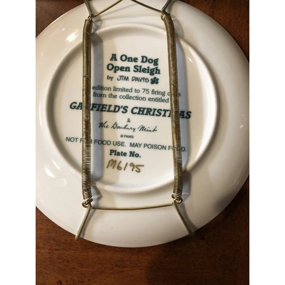 Danbury Mint Garfield Christmas Plate A One Dog Open Sleigh Jim Davis M6195 8